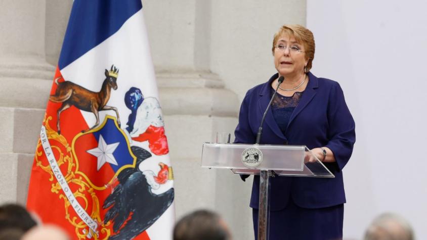 Adimark: Aprobación a Bachelet sube a un 23%
