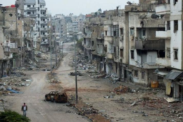 El régimen sirio avanza en Alepo, por aire y por tierra