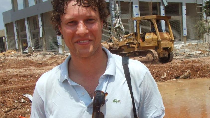 Muere fotógrafo holandés en Libia tras ser tiroteado