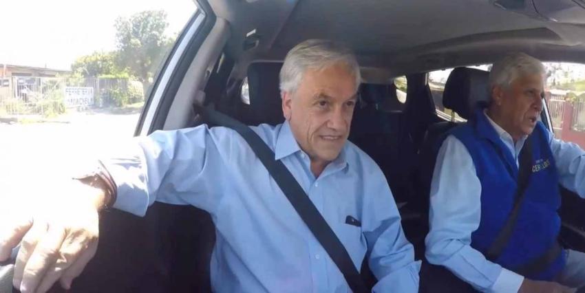 Piñera sorprende cantando karaoke en autos conducidos por candidatos de Chile Vamos