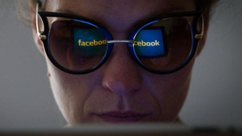 Cómo identificar y protegerte de los videos fraudulentos que llegan a través de Facebook