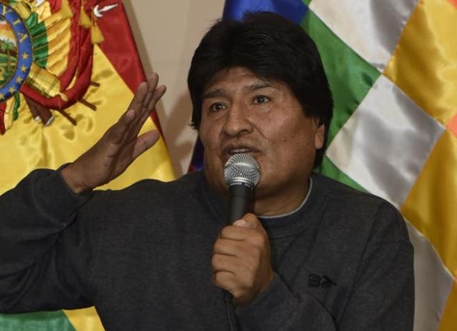 Evo Morales se reúne con vicepresidente de Perú y le entrega "Libro del Mar"