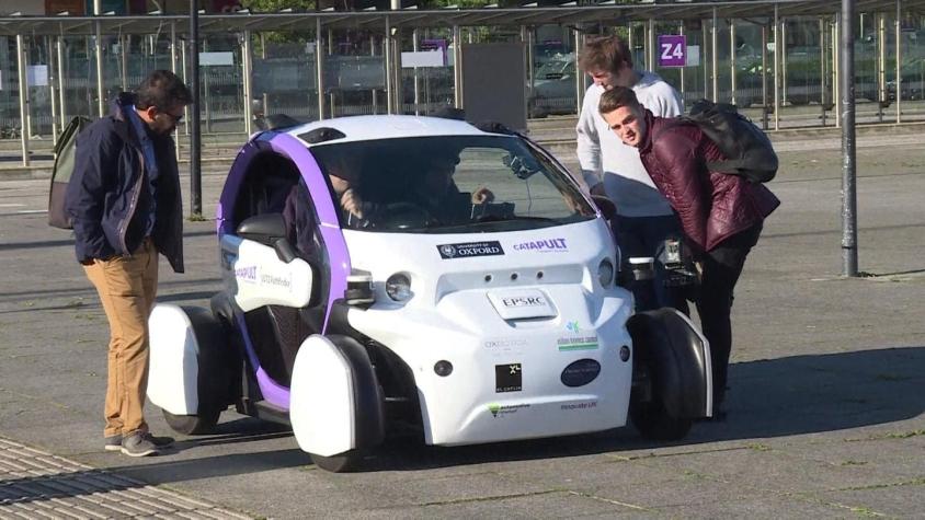 [VIDEO] El auto que se maneja solo ya es una realidad en Inglaterra