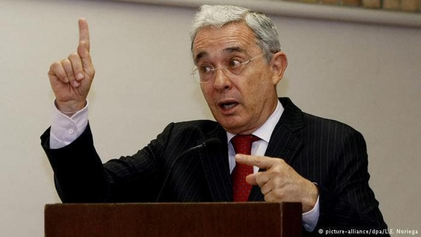 Uribe entrega sus propuestas al Gobierno