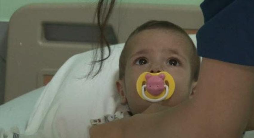 [VIDEO] Cirujano libanés salva a bebés sirios en medio de la guerra
