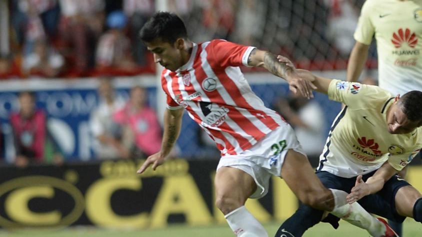 [VIDEO] Edson Puch anota un gol lleno de clase en triunfo de Necaxa en México