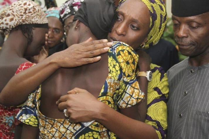 Las 21 estudiantes de Chibok liberadas por Boko Haram relatan su cautiverio