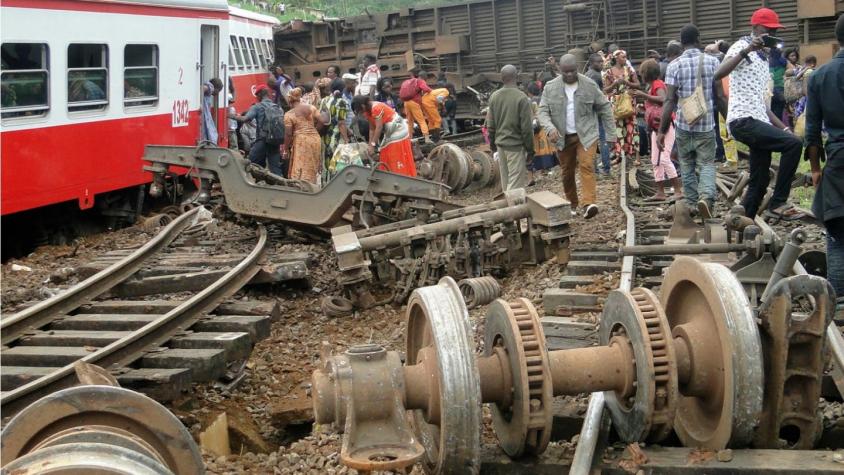 Descarrilamiento de un tren en Camerún deja 55 muertos y más de 500 heridos