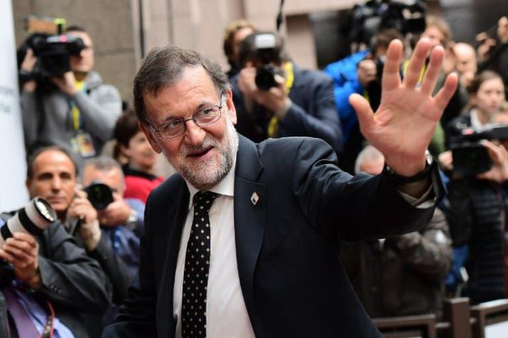 PSOE decide terminar con bloqueo político y apoyar a Rajoy como presidente de gobierno español