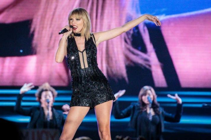 Taylor Swift declaró "sentirse violada" tras ser agredida sexualmente por un presentador radial