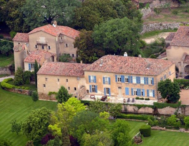 Angelina Jolie y Brad Pitt ponen a la venta el castillo donde celebraron su matrimonio