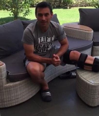 [VIDEO] Justo Villar luce pierna inmovilizada y agradece mensajes de apoyo