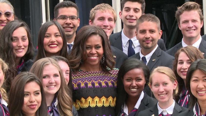 Multifacética y extrovertida: el fenómeno de Michelle Obama en Estados Unidos