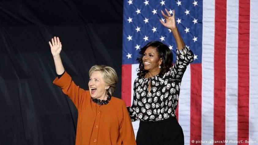 Hillary Clinton Y Michelle Obama Hacen Primera Aparición Pública ...