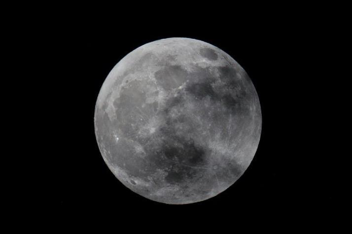 Los secretos de las sombras de nuestra enigmática Luna