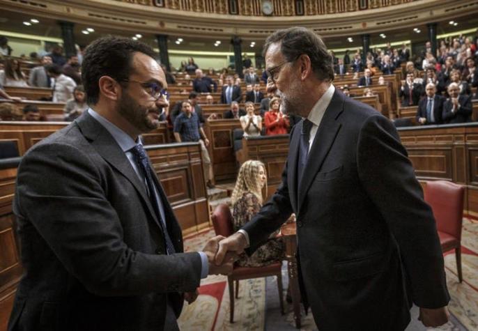 UE: Investidura de Rajoy permitirá a España responder a "desafíos actuales"