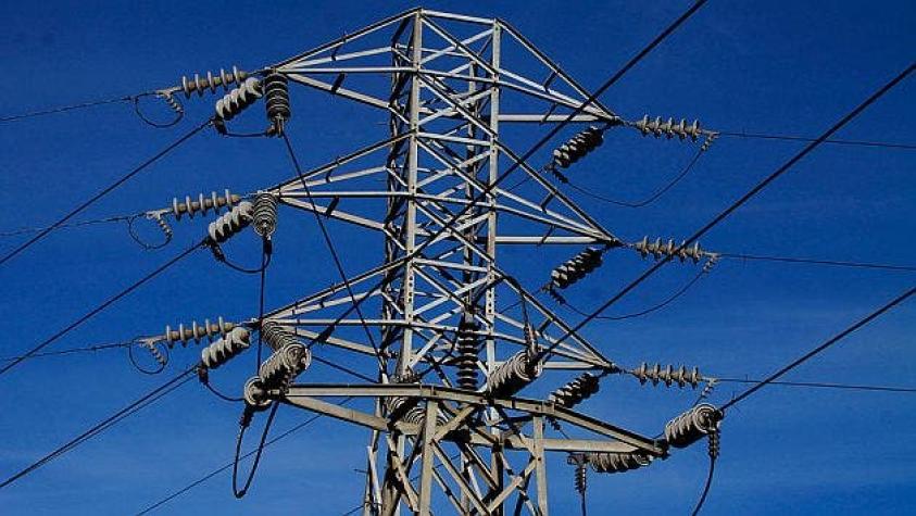 Firma canadiense se suma a interesados en interconectar sistemas eléctricos de Chile y Perú