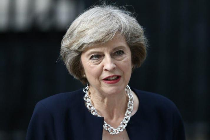 Theresa May: el calendario del Brexit permanece "sin cambios" tras decisión de la corte
