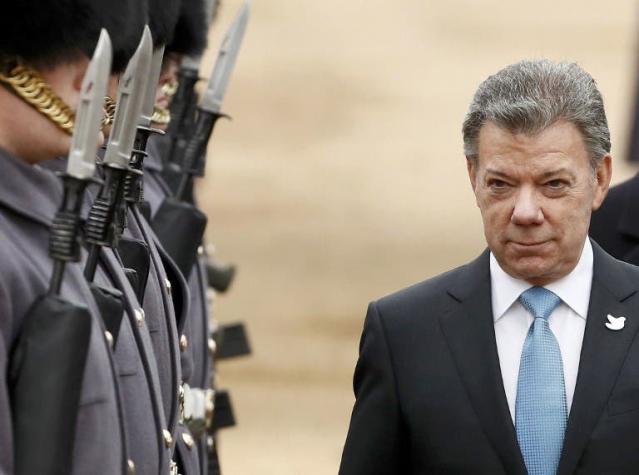 "La paz prevalecerá", dice Santos en el Parlamento británico