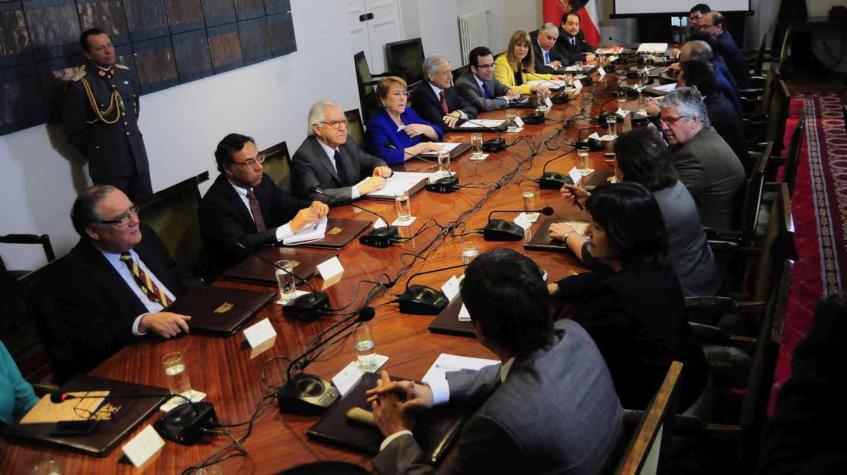Bachelet realiza primer Consejo de Gabinete luego de las elecciones municipales