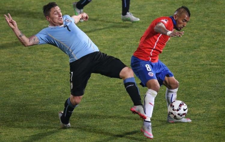 Cristian "Cebolla" Rodríguez es baja en Uruguay para duelo ante "La Roja"