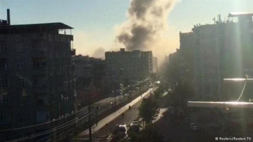 Un muerto y 30 heridos en explosión en ciudad turca de Diyarbakir