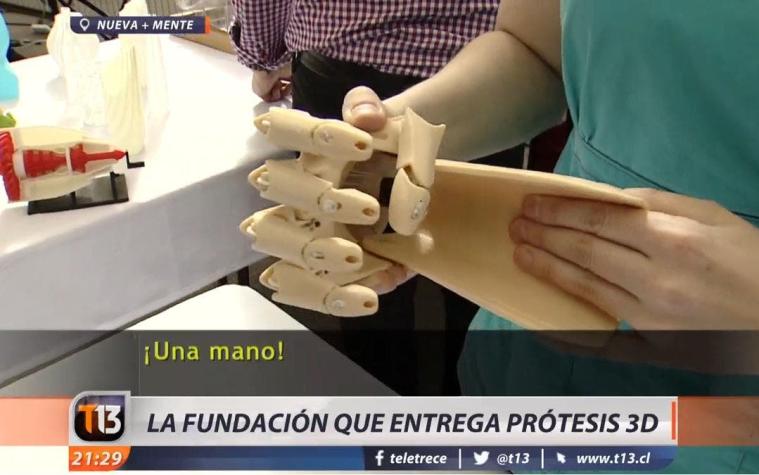 [VIDEO] Fundación regala prótesis de manos hechas con impresora 3D