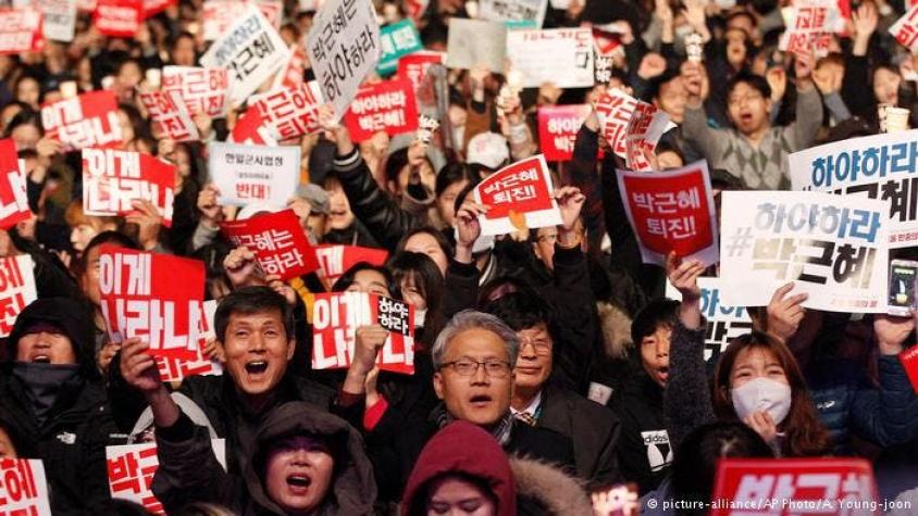 Arrestan a ex asesor de presidenta surcoreana