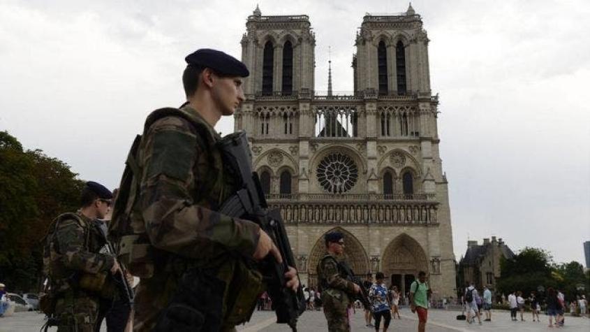 Qué es el estado de emergencia y por qué Francia lo mantiene un año después de los ataques de París