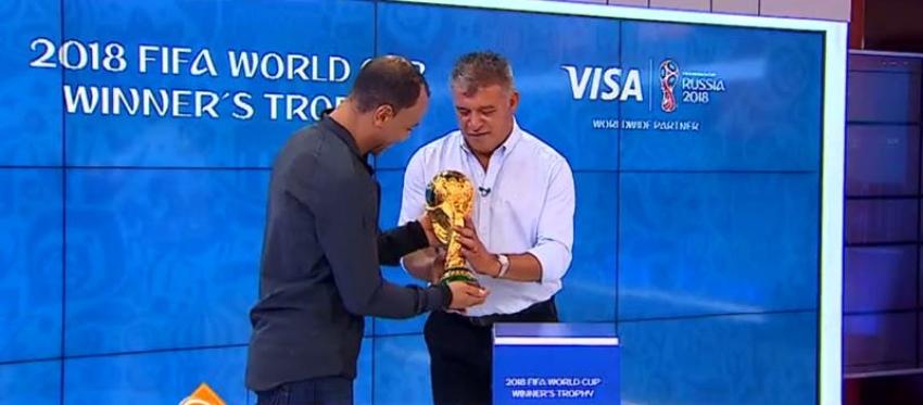 [VIDEO] Cita de campeones: el encuentro de Cafú y Claudio Borghi con la Copa del Mundo