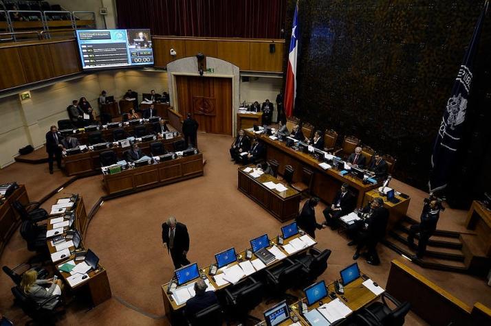 Senado despacha recursos para gratuidad y becas tras acuerdo gobierno-oposición