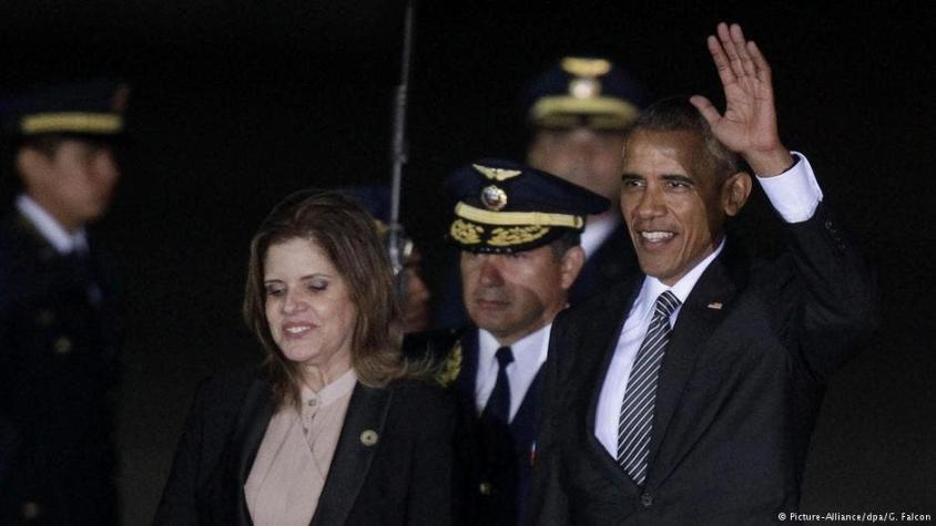 Obama llega a Lima en su último viaje oficial a Latinoamérica