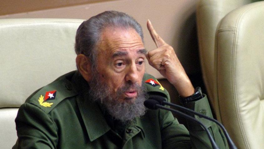 Escalona reconoce "responsabilidad política" en discurso de Hortensia Bussi durante visita de Castro
