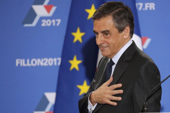 Derecha francesa elige al liberal Fillon como candidato presidencial
