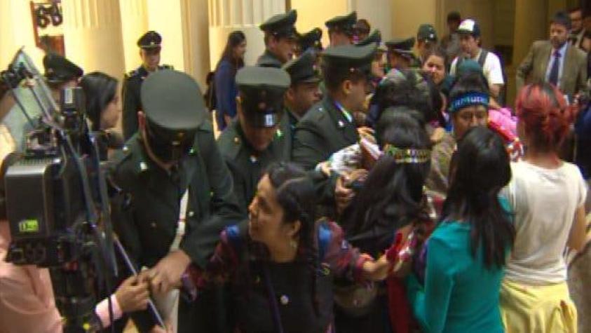Comuneros mapuche se enfrentaron a Carabineros en Cañete