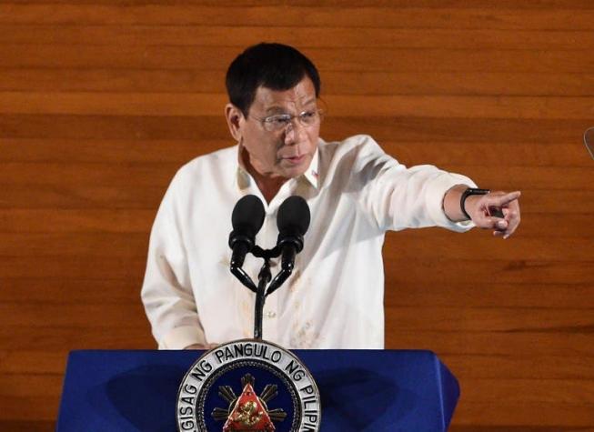 Presidente de Filipinas dice que mató a gente personalmente para dar ejemplo