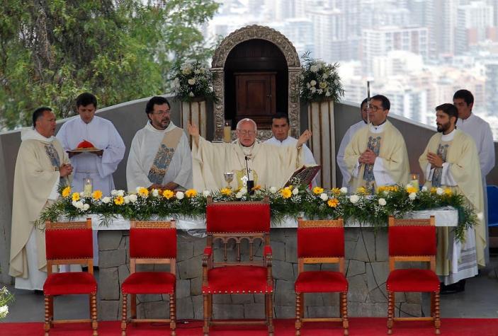 Cardenal Ezzati llama a integrar a los migrantes durante fiesta de la Inmaculada Concepción