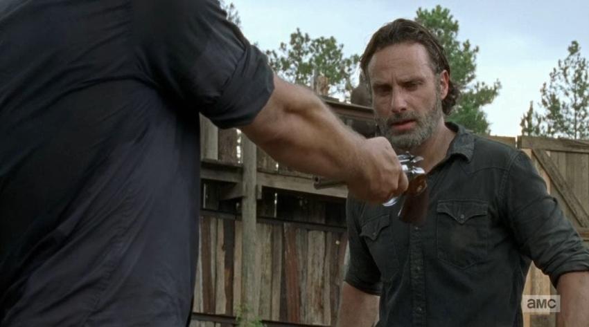 Primero las muertes, ahora la venganza: así fue el final de media temporada de "The Walking Dead"