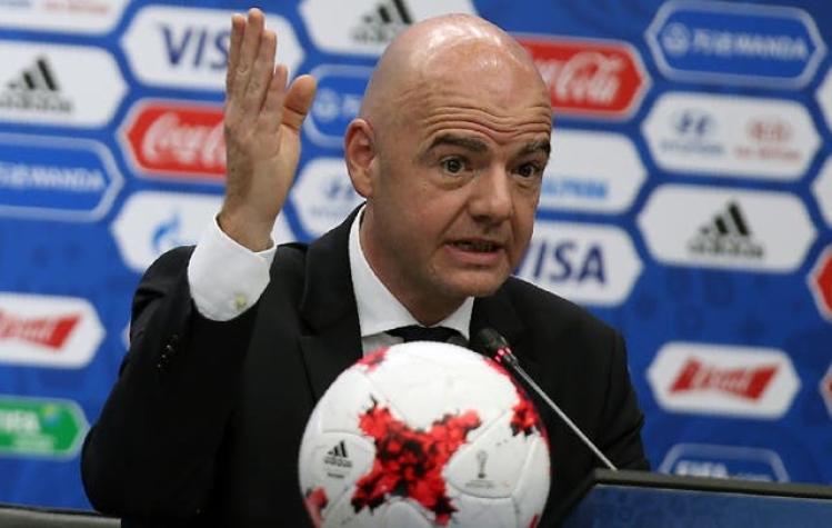 Presidente de la FIFA justifica uso de videoarbitraje y lo quiere para Rusia 2018