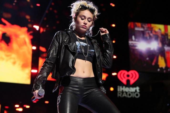 El nuevo tatuaje por el que Miley Cyrus está en la polémica