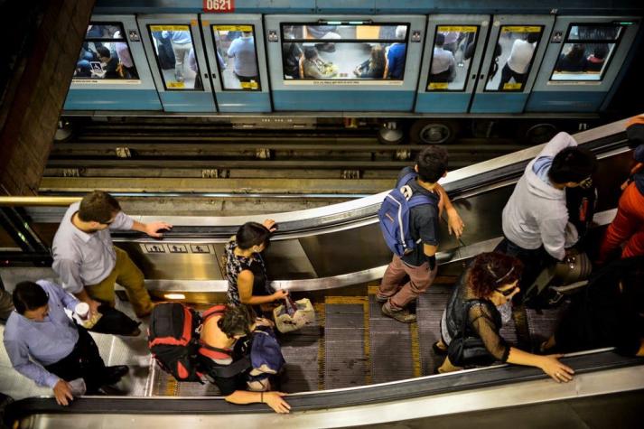 Metro de Santiago tendrá horario especial en Año Nuevo
