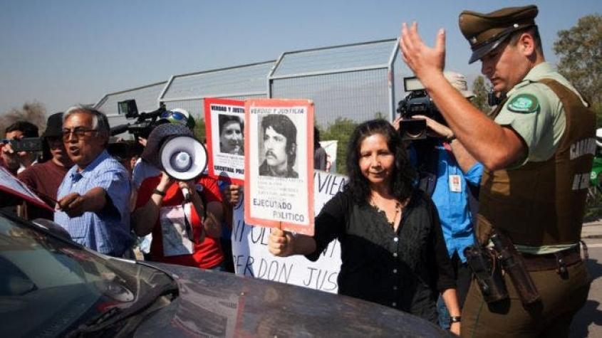 Familiares de las víctimas de la dictadura de Pinochet indignadas por solicitud de perdón