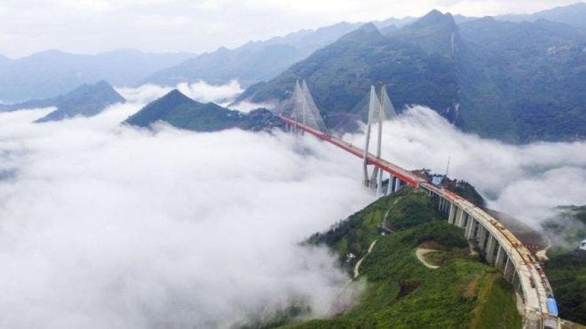 Así se construyó el puente Beipanjiang, el más alto del mundo