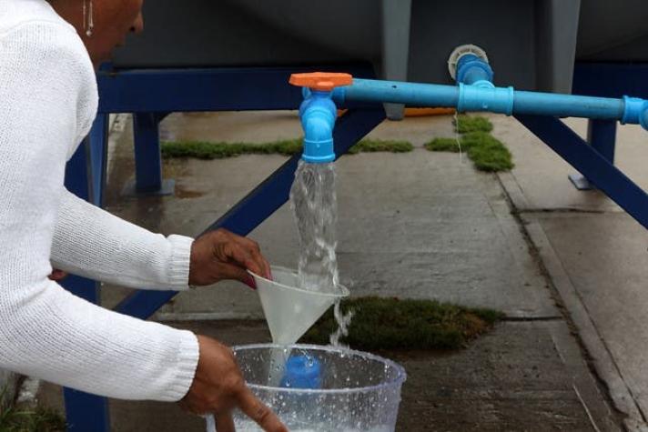 Aguas Antofagasta normaliza suministro en sector afectado por rotura de alimentadora