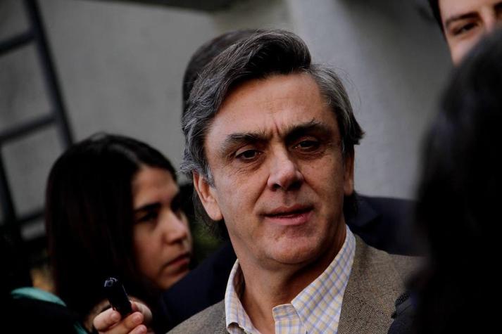 Defensa de Longueira acusa a Fiscalía de revanchismo tras allanamiento a casa del senador