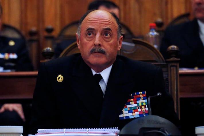 Comandante en jefe de la Armada califica a autor de grabaciones a funcionarias como "un desquiciado"