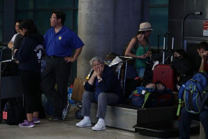 Reabren aeropuerto de Florida tras ataque que dejó 5 muertos