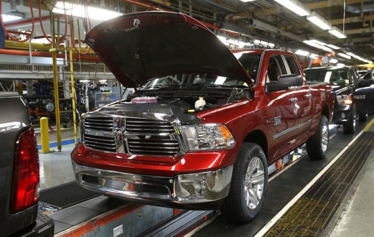 Chrysler anuncia inversiones para ampliar dos plantas en Estados Unidos