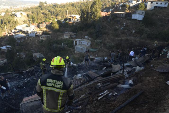 Gobierno declara "estado de excepción por catástrofe" en Valparaíso