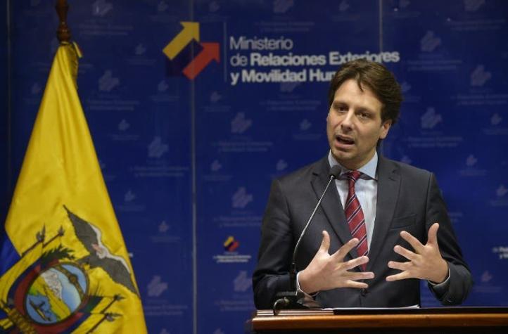 Gobierno de Colombia se reunió con el Ejército de Liberación Nacional en Ecuador